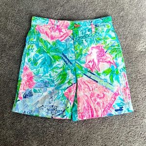 NWOT Lilly Pulitzer Boys Beaumont Shorts
Multicolor Bohemian Queen Size 8